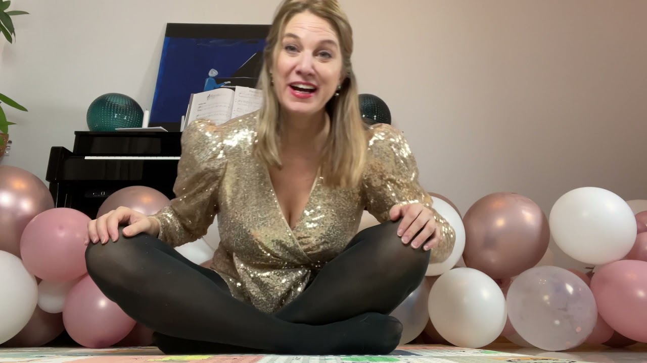 YOGA CLASS! Day 1070 of yoga and gratefulness