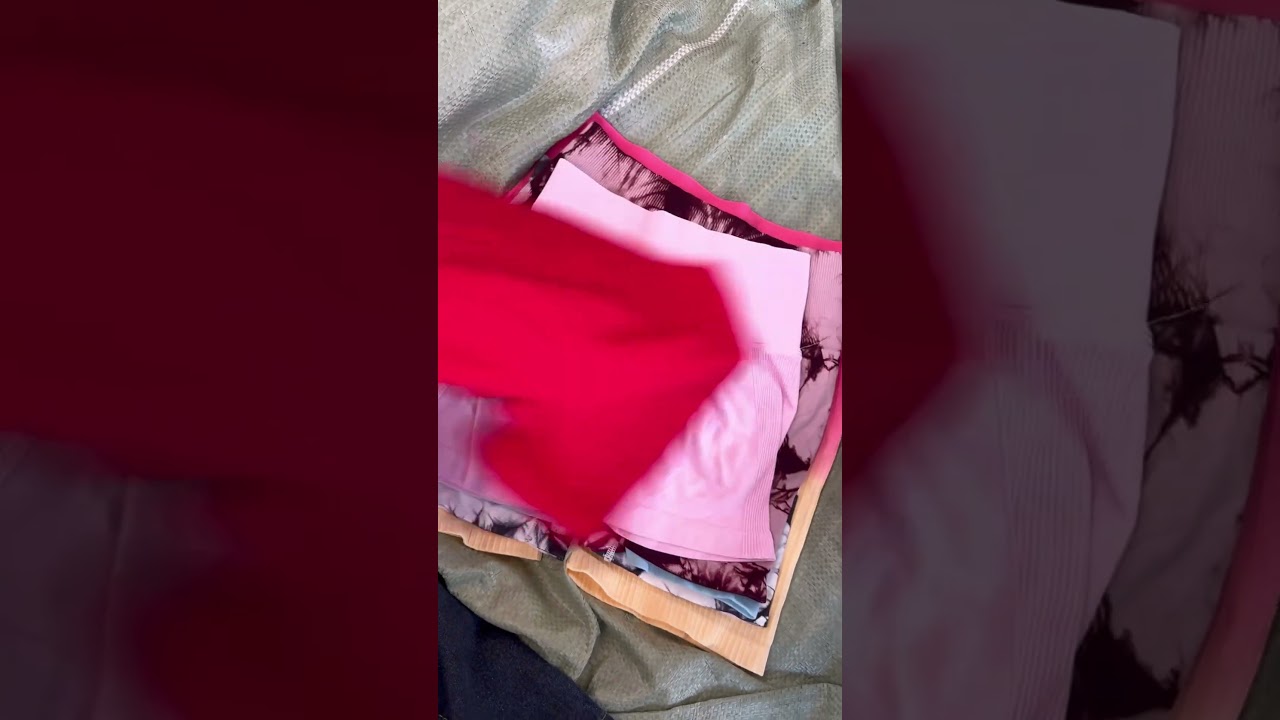 Yoga shorts mix models #wholesale #fashion #bikinis #shein #swimsuit #leggings #shorts #yoga #gym