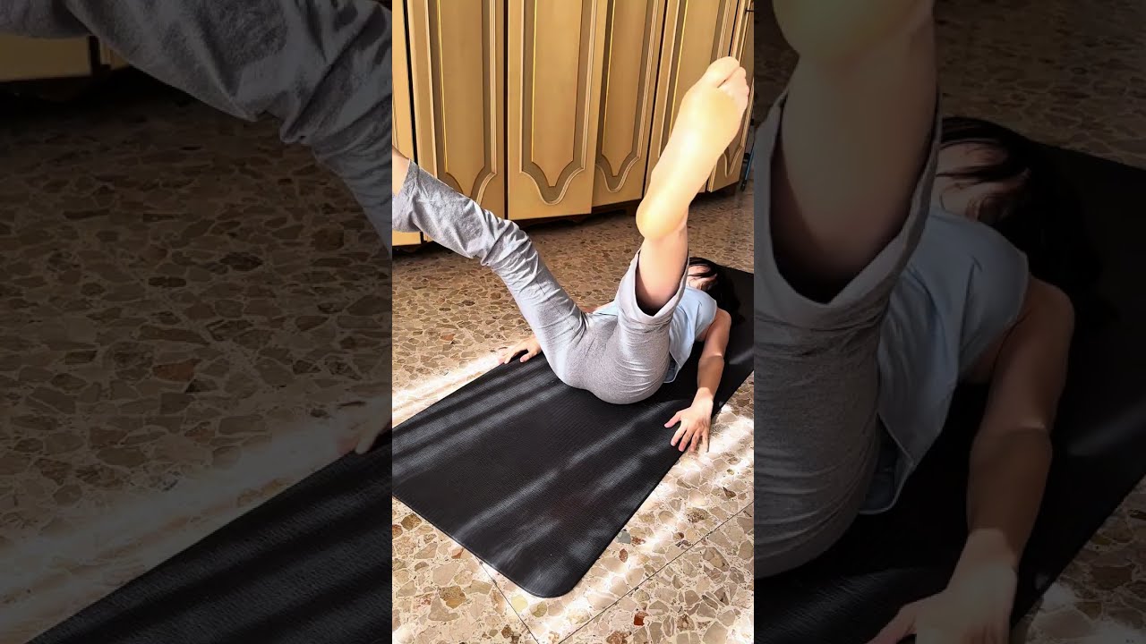 Yoga stretching 🌞 Yoga flow