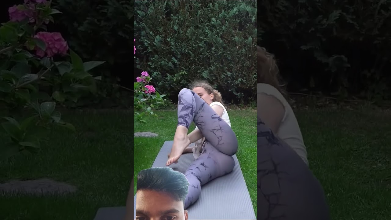 yoga to flexible @flowinaparadise