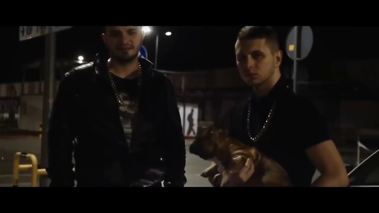 YOUNG RAFONIX - ZAKRĘĆ QRWĄ ale to TOTO - AFRICA (ft. SWEET ADAM)