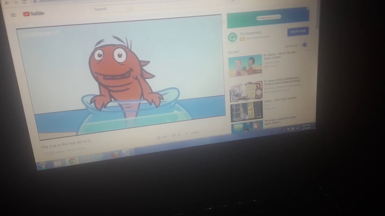 YouTube Poop Fish Facts Swallows a Crayon