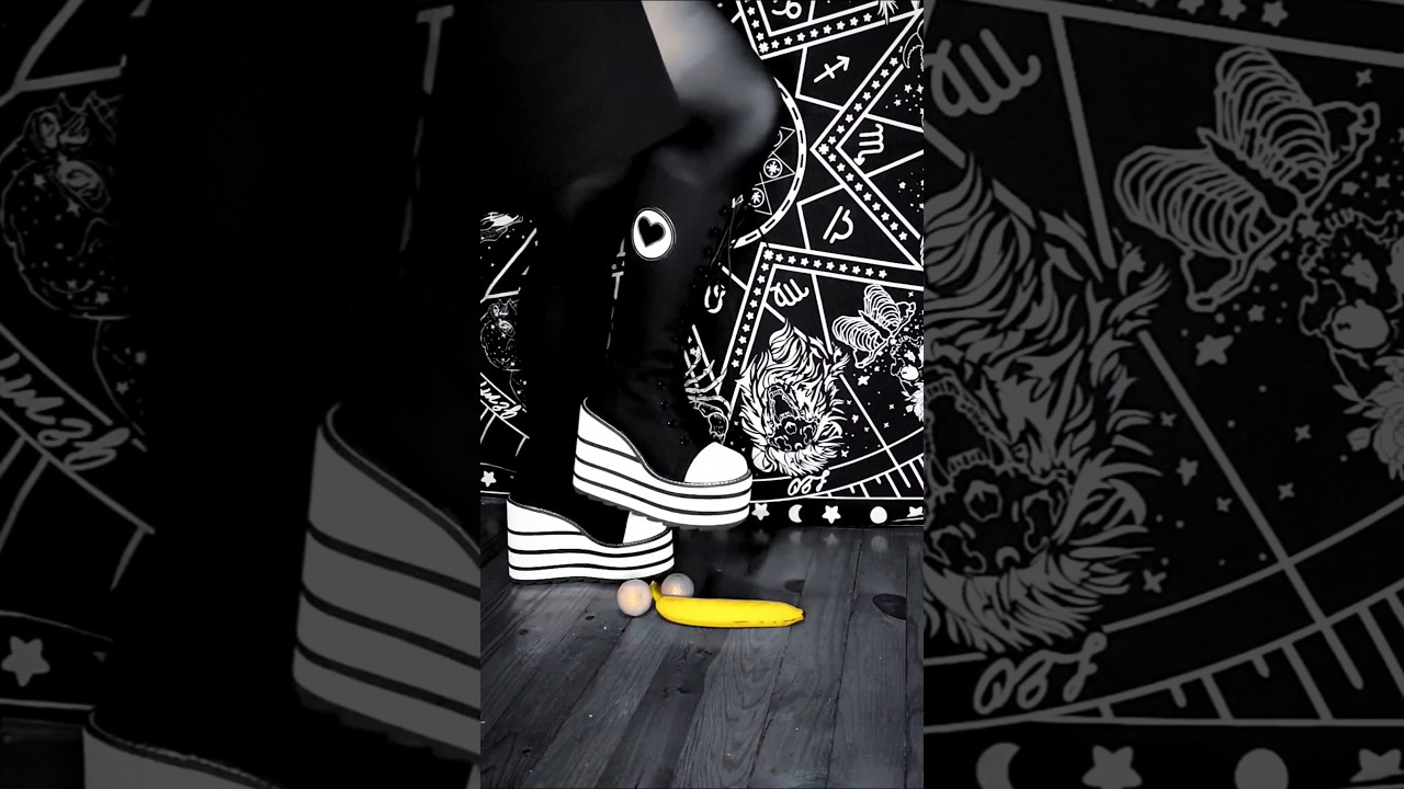 YRU Platform Boots Crush Banana 🍌 👀