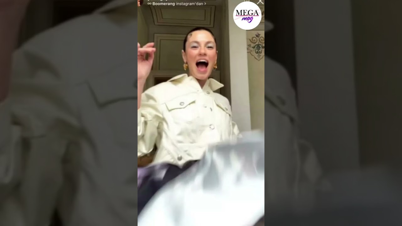 Yüsra Geyik eteğini açtı