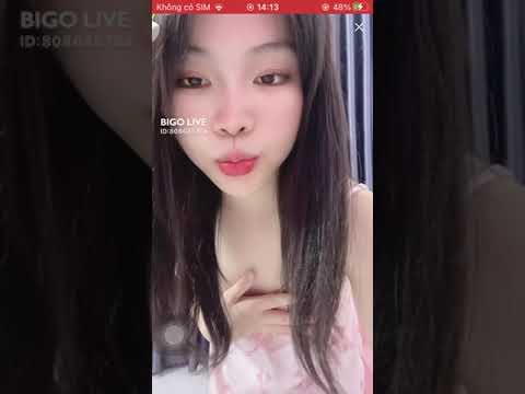 Yuna bigo thả rông nhảy sexy @HungYenNhanLong