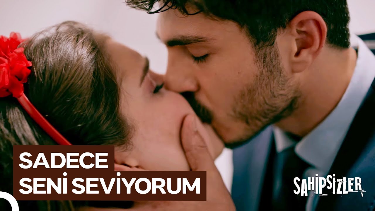 Yusuf, Zeliha'nın Dudaklarına Yapıştı | Sahipsizler 27. Bölüm