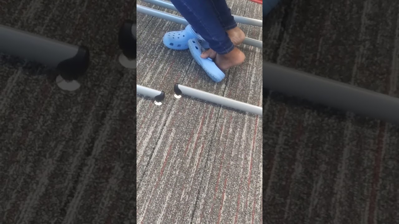 Zayriah Brown Candid Feet in class