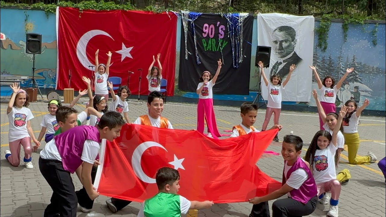 Özel Keçiören Seviye Koleji 4/A 23 Nisan Gösterisi 90’lar Parti 🎉