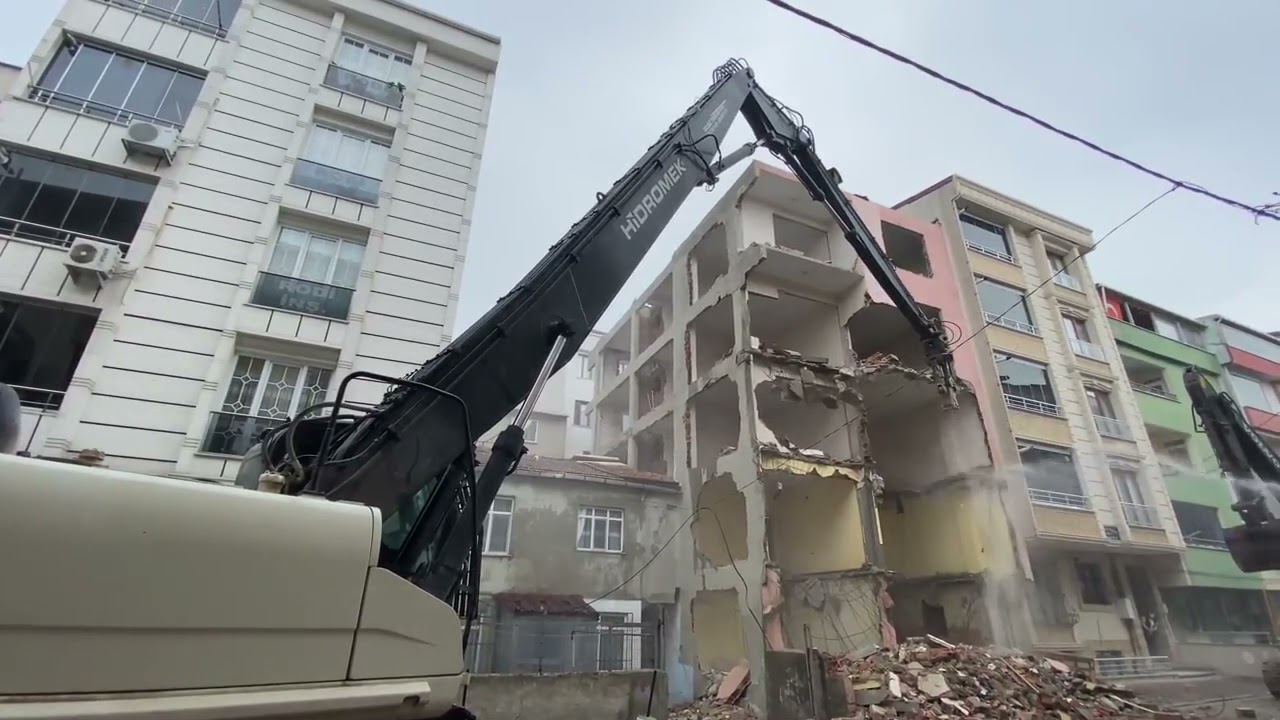 Özgür hafriyat yıkım yıkım videosu