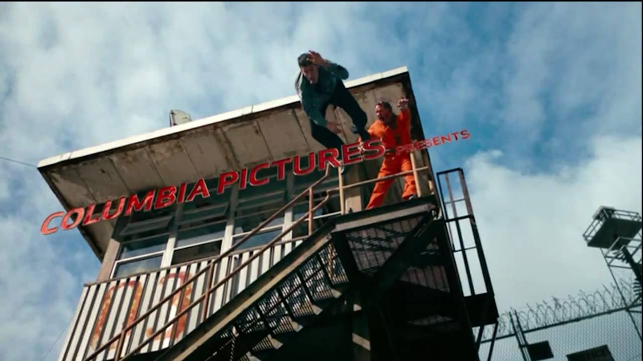 Zombieland opening title sequences
